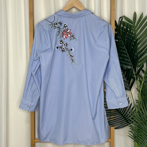 SOLD Zara Blue Striped Floral Embroidered Shirt L - Picture 3 of 8